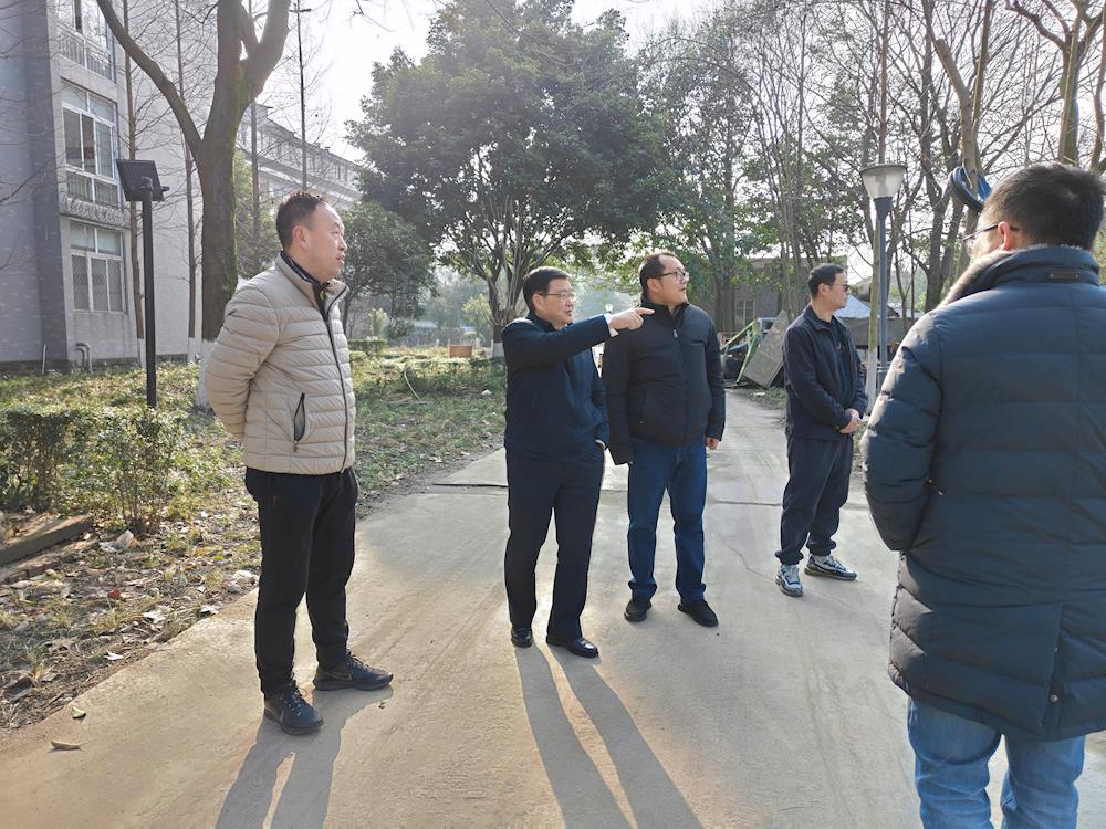 204cf8754e0f4cd3ac6fc405fcb5d818.jpg 204cf8754e0f4cd3ac6fc405fcb5d818.jpg