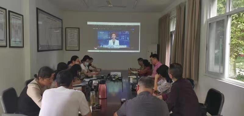 7359777a76d54d4eb76f2e8561b96abc.jpg 7359777a76d54d4eb76f2e8561b96abc.jpg