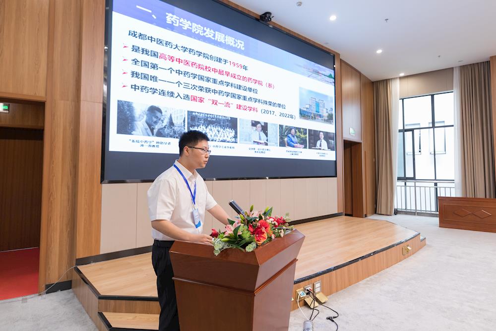 eee5b26327df449a95b70e33a8aaf3c0.jpg eee5b26327df449a95b70e33a8aaf3c0.jpg