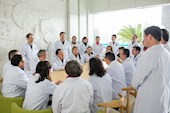 成都中医药大学系统中药传承创新教师团队：首创系统中药学，推动中药传承创新